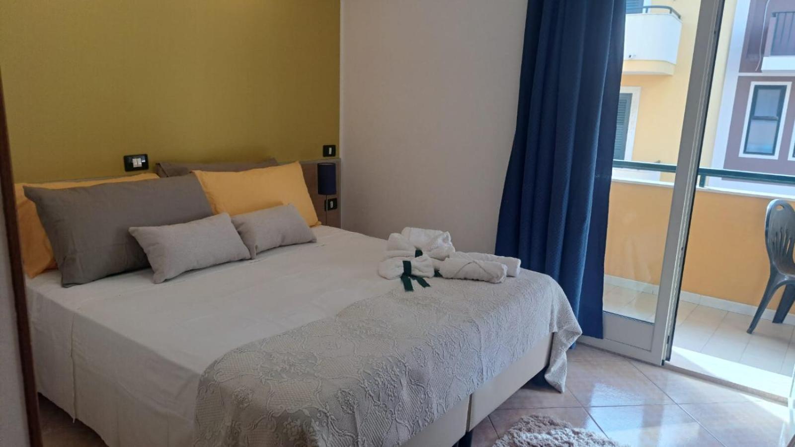 Marimare B&B Pozzallo Bagian luar foto
