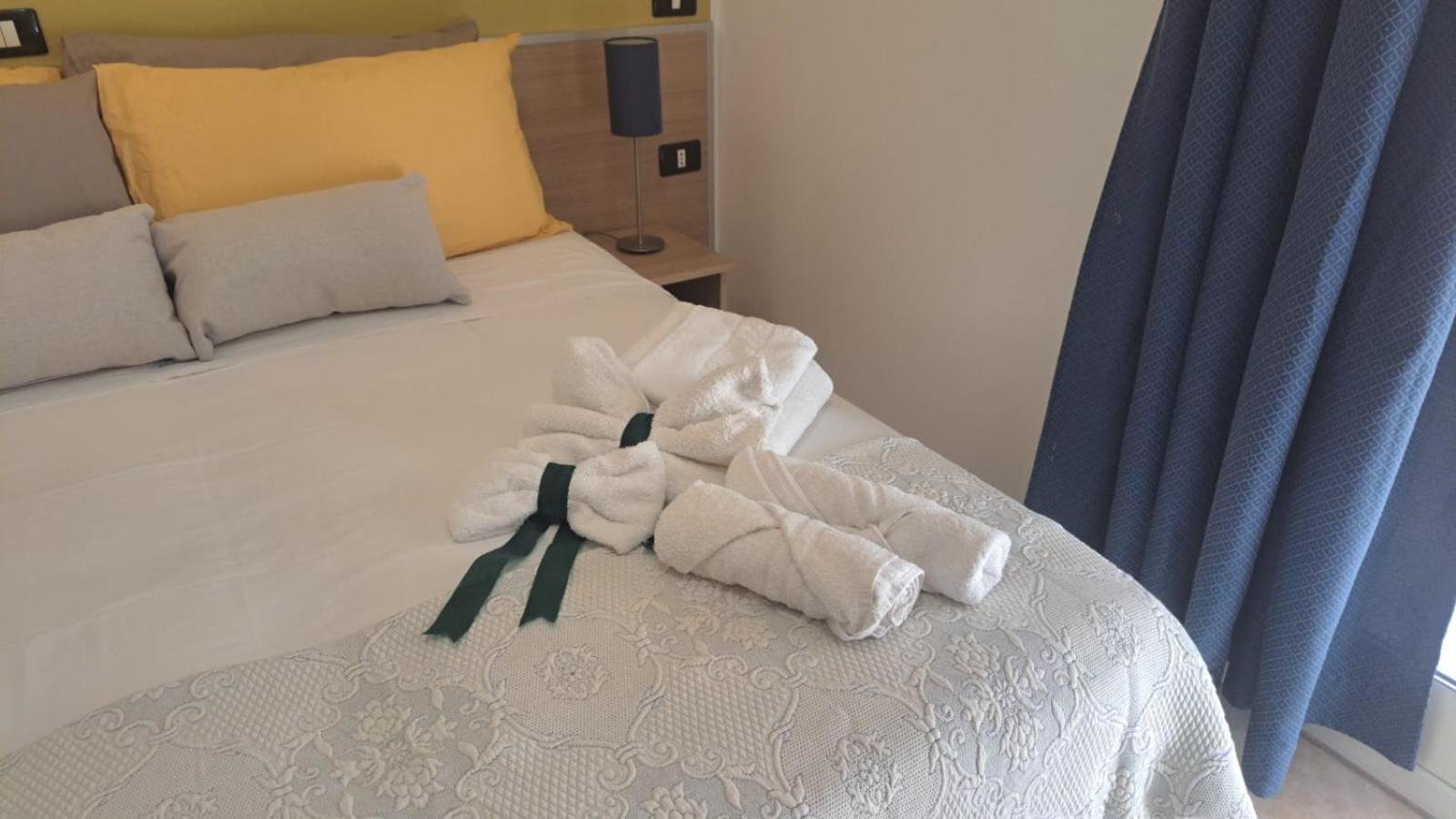 Marimare B&B Pozzallo Bagian luar foto